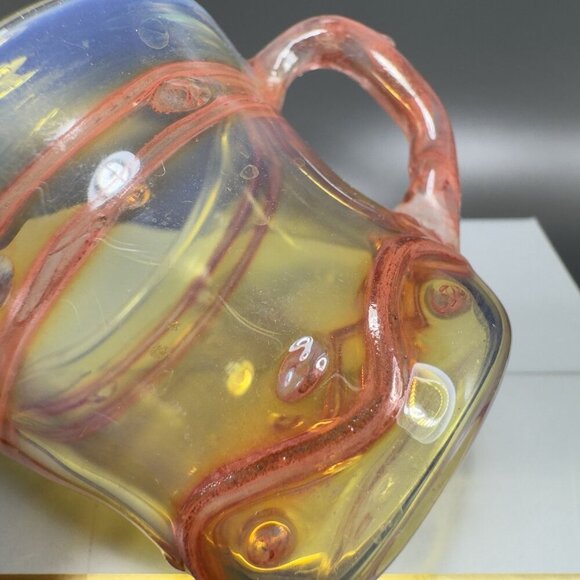 Vintage Hand Blown Delicate Italian Glass Small Cups Mugs Opalescent Thin Glass - Picture 4 of 16